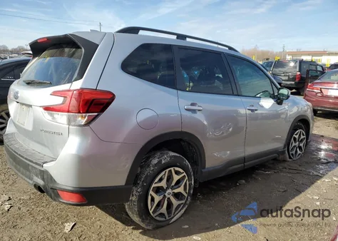 2020 Subaru Forester Premium z USA, uszkodzony, nr VIN JF2SKAGC1LH582917